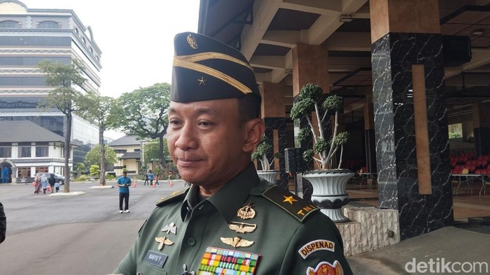 Warga Sipil Ikut Angkat Detonator, TNI AD Terkejut!