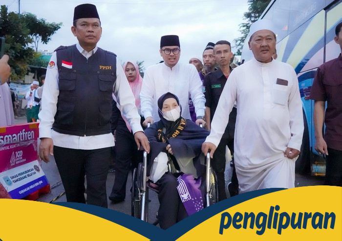 [Pilar Lepas Jamaah Haji 2025, Doa untuk Tangsel di Tangan Wawalkot]
