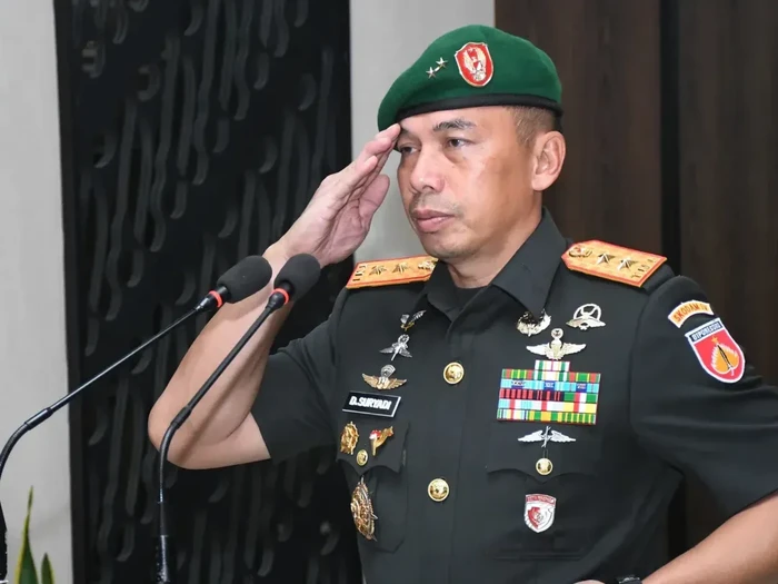 [Mayjen Deddy Suryadi, Mantan Ajudan Jokowi, Terpilih sebagai Pangdam Jaya: Apa yang Membedakan Karirnya?]