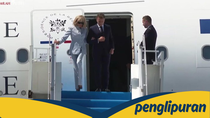 Macron dan Brigitte Resmi Tiba di Bandara YIA, Sambutan Khusus untuk Pasangan Perancis