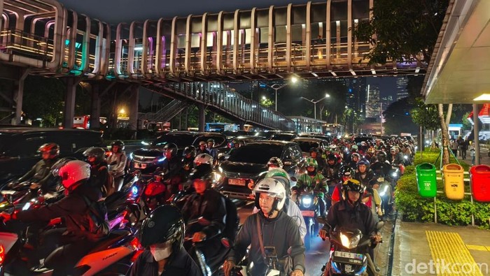 Macet Parah Jakarta 28 Mei 2025: Ternyata Ini Biang Kerok!