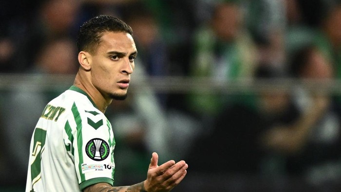 Dari Betis ke MU: Masa Depan Antony Matheus Menghadapi Tantangan Besar. #AntonyMatheus #MU #Bola