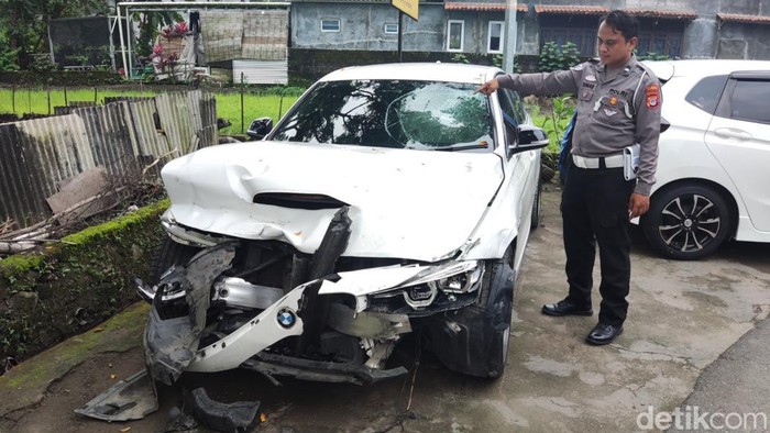 [BMW UGM Mahasiswa, 4 Fakta Mengejutkan di Balik Perubahan Pelat Nomor Setelah Tabrak Argo]