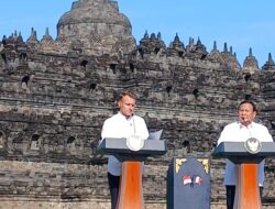Dari Borobudur ke Stupa, Macron Terkesan dengan Warisan Budaya Indonesia