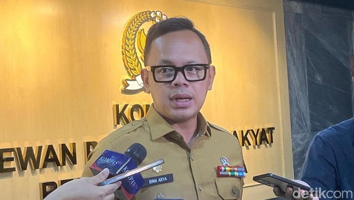 [Kemendagri Ungkap: Retret Kepala Daerah Batch 2 Disebut Tidak Produktif di Akmil Magelang]
