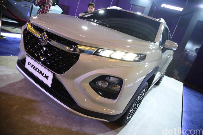 Suzuki Fronx Hadir dengan Eksterior Lebih Ringkas dari Raize-Rocky.
