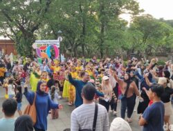 “Goyang ‘Gemu Famire’ Membuat Seru-seruan, TMII Tutup Wisata Hari Ini!”
