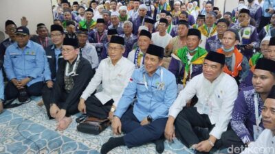 Dalam Pertemuan dengan Jemaah Haji RI di Makkah, Wamenag Ingin Mencegah Kebiasaan yang Mungkin Memicu Penyakit