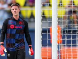 Ter Stegen Ingin Bertahan di Barcelona, Namun Perseteruan dengan Griezmann?