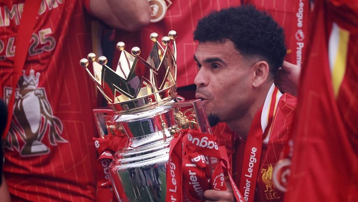Liverpool Atas, Diaz Manjat Mimpi, Juara Premier League!