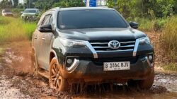 Komunitas Toyota Fortuner ID42NER Berulang Tahun Ke-18 dengan Petualangan Off-Road di BSD