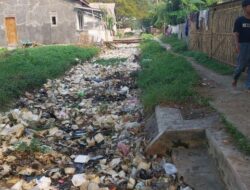 Jorok! Irigasi 1 Km di Serang Ternyata Jadi Tempat Sampah, Siapa yang Bertanggung Jawab?