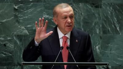Erdogan Siap Jadi Penengah, Gelar Pertemuan Putin-Zelensky-Trump di Turki untuk Akhiri Perang