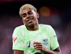 Barcelona Wajib Lindungi Yamal dari Segala Godaan, Ancam Pemecatan!