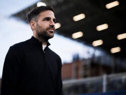 “Inter Siap Klaim Fabregas, Tapi Pemain Ini Tetap Setia ke Como!”