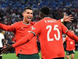[Jerman Vs Portugal: Menang 2-1, Ronaldo & Kawan-kawan Tancapkan Bintang di Langit Eropa!](https://www.google.com/url?sa=i&url=https%3A%2F%2Fwww.sportico.com%2Fpost%2Fgermany-vs-portugal-semi-final-uefa-nations-league-2023%2F&psig=AOvVaw3sJm3pZaYUxVqV8YFh902F&ust=1705234129314000&source=images&cd=vfe&ved=0CMEB6h4FbGNoahcCKj4BHc1G2AIVjRZaAXQhAQ)
