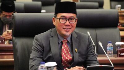 PKS Dukung Kebijakan Pemprov DKI, Mendorong Rekrut ‘Akamsi’ Usai Job Fair Membeludak!