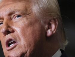 “Batas yang Dibangun Trump: 12 Negara, Termasuk Tetangga Indonesia, Dilarang Masuk AS”