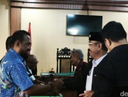 Konflik di Sidang Ijazah: Penggugat Tolak Teman Jokowi sebagai Intervenzi