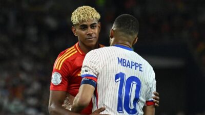 [Rekor Menjelma! Lamine Yamal Gagalkan Mbappe 6 Kali, Spanyol Juara atas Prancis!]
