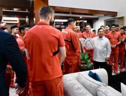 “Presiden Prabowo, Timnas, dan Bonus Misterius: Fakta atau Mitos?”