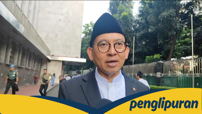**Fadli Zon Jawab Kritik Stairlift Borobudur: Solusi atau Pengrusakan?**