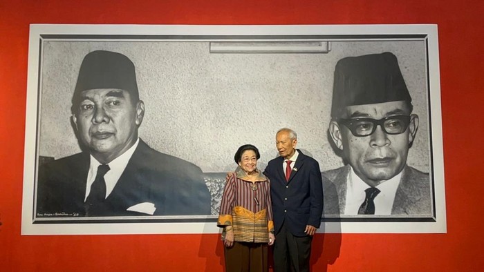 Momen Megawati dan Guntur Soekarnoputra di Pameran Foto: Simbol Reuni Generasi