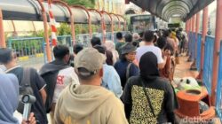 Antrean Transjabodetabek ke Alsut hingga Bogor: Terminal Blok M Dijamrah Padatnya Penumpang