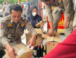 804 Botol Miras Ilegal Disita, Satpol PP Gerebek Pedagang di Ciawi Bogor