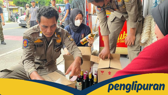 804 Botol Miras Ilegal Disita, Satpol PP Gerebek Pedagang di Ciawi Bogor