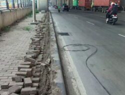Kriminal Malang: Maling Bongkar Trotoar di Koja untuk Curi Kabel Lampu Jalan