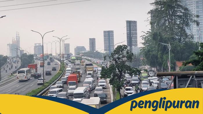 Tak Berujung! Macet di TB Simatupang Jaksel Bikin Warga Kewalahan