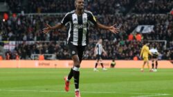 Liverpool Cicil Beli Isak, Strategi Cerdas atau Kebijakan Berisiko?