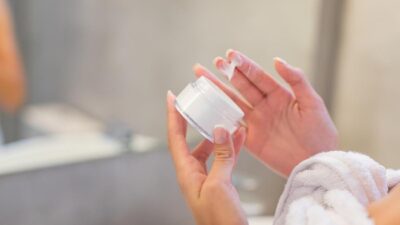 “Waspadai! Skincare dengan Merkuri: Ancaman Kanker yang Menyamar di Krim Andalan Anda”