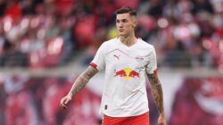 “Watkins atau Sesko, Man United Disarankan Pilih Striker Ini”