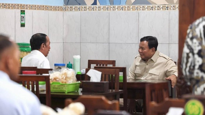 [Jokowi & Prabowo: Makan Bakmi atau Bicara Abolisi-Amnesti?]