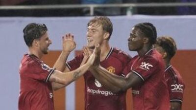 **Manchester United Tawar Hojlund Gantikan Sesko dari Leipzig**
