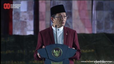 **Doa Kebangsaan di Tugu Proklamasi: Menag Ujarkan MBG dan Sekolah Rakyat sebagai Jawaban Kemerdekaan**