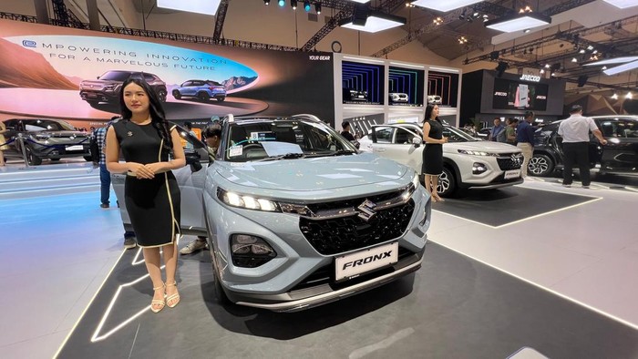 **Suzuki Fronx Makin Populer di Kalangan Wanita, Ini Buktinya**