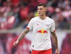 **Rumor Transfer: Benjamin Sesko Memilih Newcastle United atas Manchester United**