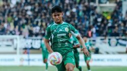 “Hokky Caraka Balikkan Haluan, Dari PSS ke Persita Tangerang, Apa yang Terjadi?”
