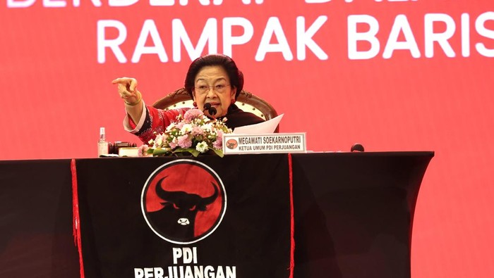 **Megawati Terancam Kehilangan Wibawa Akibat Kekalahan di Jateng: Awas Memalukan Lagi**