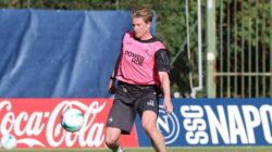Saat De Bruyne ‘Bikin’ Kiper Napoli Cedera: Insiden Pramusim yang Mengejutkan