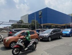 “Warga Depok Desak Solusi Triliunan untuk Atasi Macet di Cinere”