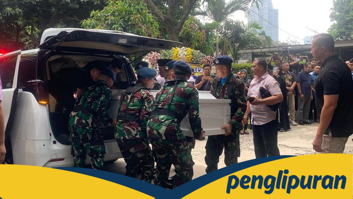 Tragedi Pahlawan: Jenazah Marsma Fajar Tiba di Rumah Duka, Disambut Tangis Keluarga