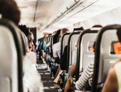 Pria Ancam Bom Pesawat Lion Air, Penumpang Ngamuk Selama Satu Jam!
