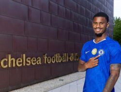 “Sah! Jorrel Hato Jadi Pemain Baru Kedelapan Chelsea Musim Ini, Membongkar Strategi skuad The Blues”