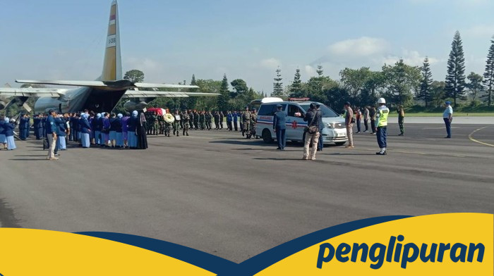 **Chat Terakhir Marsda TNI Fajar Adriyanto di Grup Alumni SMA H-1 Sebelum Gugur: Kisah Duka yang Menyedihkan**