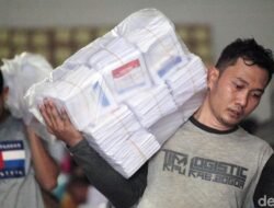 “Pemisahan Pemilu, Krisis Demokrasi atau Peluang Reforms?”