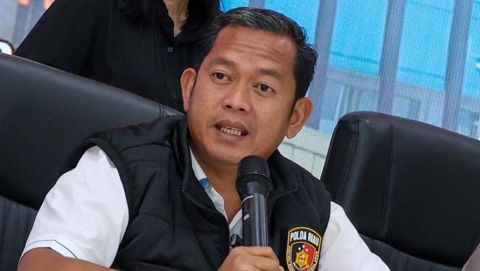 **Polda Riau Tangkap Pelaku TPPO, Selamatkan 5 Calon PMI Ilegal di Dumai**